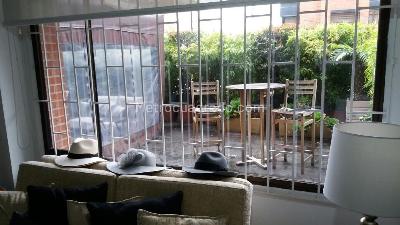 Apartamento de 3 alcobas en venta en Chico Parque De La 93, Bogotá, 147 m² · foto 12 de 17