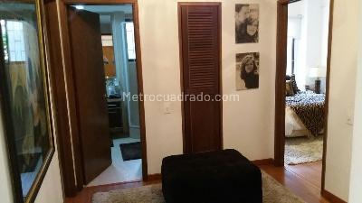 Apartamento de 3 alcobas en venta en Chico Parque De La 93, Bogotá, 147 m² · foto 16 de 17