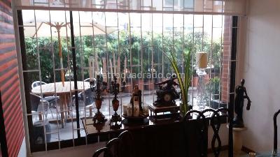 Apartamento de 3 alcobas en venta en Chico Parque De La 93, Bogotá, 147 m² · foto 8 de 17