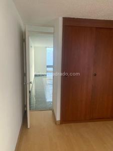 Apartamento de 3 alcobas en venta en Castilla Reservado, Bogotá, 62 m² · foto 11 de 20