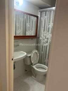 Apartamento de 3 alcobas en venta en Castilla Reservado, Bogotá, 62 m² · foto 12 de 20