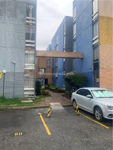 Apartamento de 3 alcobas en venta en Castilla Reservado, Bogotá, 62 m² · foto 16 de 20