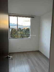 Apartamento en venta en Villas Del Mediterraneo, Bogotá · foto 3 de 14