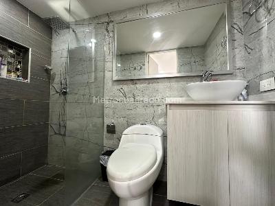 Apartamento de 3 alcobas en venta en El Poblado, Medellín, 91 m² · foto 7 de 7
