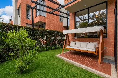 Casa de 5 alcobas en venta en Los Arrayanes, Bogotá, 317 m² · foto 2 de 17