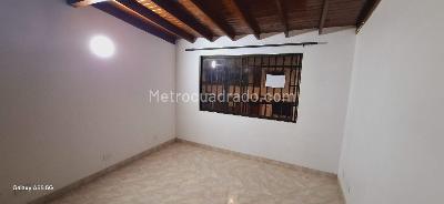 Casa de 4 alcobas en arriendo en Belen La Nubia, Medellín, 170 m² · foto 12 de 18