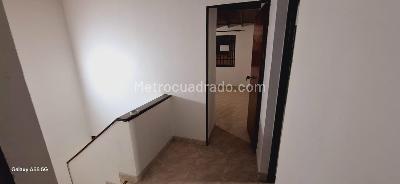 Casa de 4 alcobas en arriendo en Belen La Nubia, Medellín, 170 m² · foto 15 de 18