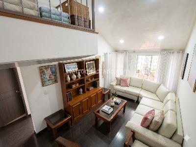 Casa de 3 alcobas en venta en Molinos Del Viento, Bogotá, 200 m² · foto 3 de 7