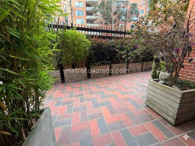 Apartamento de 2 alcobas en venta en Chapinero Alto, Bogotá, 158 m² · foto 11 de 13
