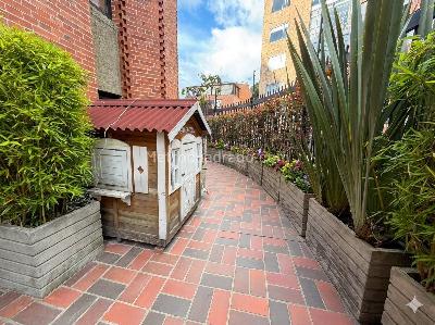 Apartamento de 2 alcobas en venta en Chapinero Alto, Bogotá, 158 m² · foto 13 de 13