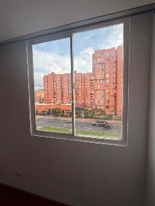 Apartamento de 2 alcobas en venta en Madelena, Bogotá, 45 m² · foto 2 de 11