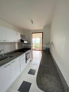 Apartamento de 3 alcobas en venta en Ciudadela Gran Granada, Bogotá, 83 m² · foto 5 de 16