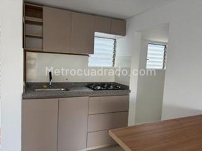 Apartamento en venta en Club De Los Lagartos, Bogotá · foto 2 de 9