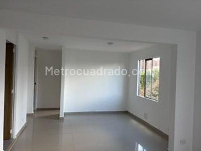 Apartamento en venta en Club De Los Lagartos, Bogotá · foto 3 de 9
