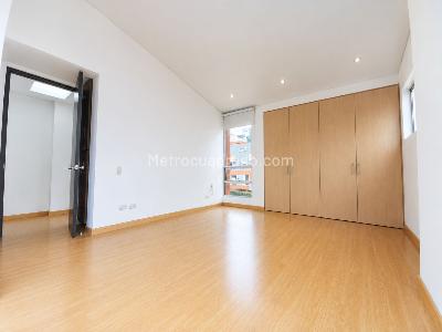Casa de 3 alcobas en venta en Cerros De Suba, Bogotá, 190 m² · foto 15 de 20