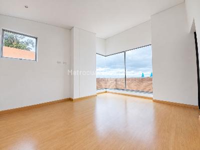 Casa de 3 alcobas en venta en Cerros De Suba, Bogotá, 190 m² · foto 16 de 20