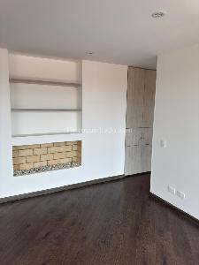 Apartamento de 4 alcobas en venta en Colina Campestre, Bogotá, 131 m² · foto 3 de 20