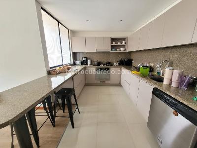 Casa de 3 alcobas en venta en Cr Hacienda Fontanar, Chía, 226 m² · foto 10 de 20