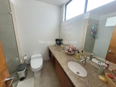 Casa de 3 alcobas en venta en Cr Hacienda Fontanar, Chía, 226 m² · foto 17 de 20