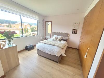 Casa de 3 alcobas en venta en Cr Hacienda Fontanar, Chía, 226 m² · foto 19 de 20