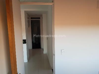 Apartamento de 3 alcobas en arriendo en San Jose De Spring, Bogotá, 56 m² · foto 5 de 15