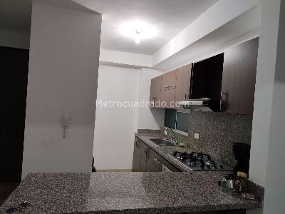 Apartamento de 3 alcobas en arriendo en Toledo Castilla Reservado, Bogotá, 62 m² · foto 12 de 14