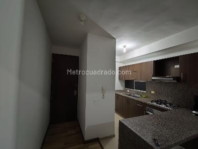 Apartamento de 3 alcobas en arriendo en Toledo Castilla Reservado, Bogotá, 62 m² · foto 13 de 14