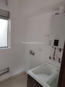 Apartamento de 3 alcobas en arriendo en Toledo Castilla Reservado, Bogotá, 62 m² · foto 8 de 14