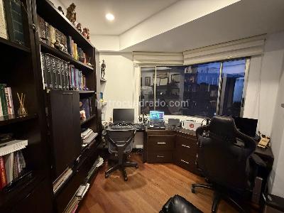Apartamento de 4 alcobas en venta en Ciudad Salitre Oriental, Bogotá, 130 m² · foto 17 de 18