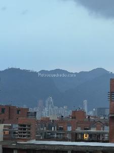 Apartamento de 4 alcobas en venta en Ciudad Salitre Oriental, Bogotá, 130 m² · foto 9 de 18