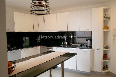 Apartamento de 3 alcobas en venta en Colina Y Alrededores, Bogotá, 171 m² · foto 5 de 19