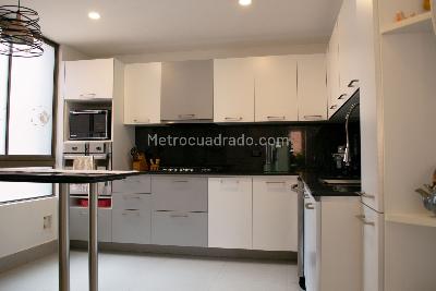 Apartamento de 3 alcobas en venta en Colina Y Alrededores, Bogotá, 171 m² · foto 6 de 19