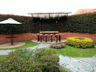 Apartamento de 3 alcobas en venta en Camino De Arrayanes, Bogotá, 250 m² · foto 17 de 18