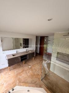 Casa de 4 alcobas en venta en Guaymaral San Simon, Bogotá, 1540 m² · foto 10 de 20