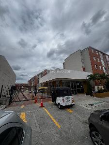 Apartamento de 3 alcobas en venta en Ceiba, Ibagué, 39 m² · foto 3 de 14