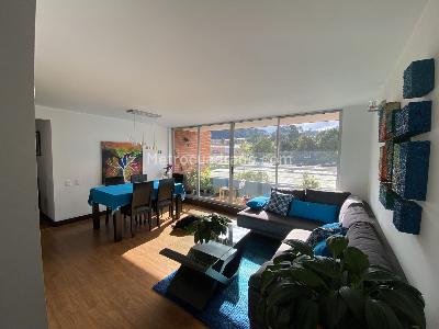 Apartamento de 3 alcobas en venta en Portales Del Norte Iii, Bogotá, 87 m² · foto 2 de 11