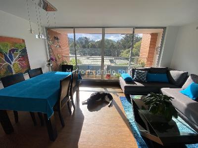 Apartamento de 3 alcobas en venta en Portales Del Norte Iii, Bogotá, 87 m² · foto 3 de 11