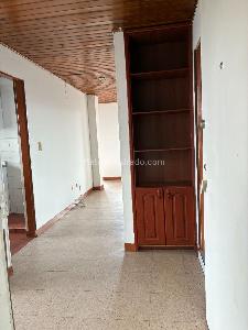 Apartamento de 3 alcobas en venta en Villas De Granada, Bogotá, 75 m² · foto 3 de 20