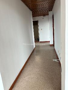 Apartamento de 3 alcobas en venta en Villas De Granada, Bogotá, 75 m² · foto 12 de 20