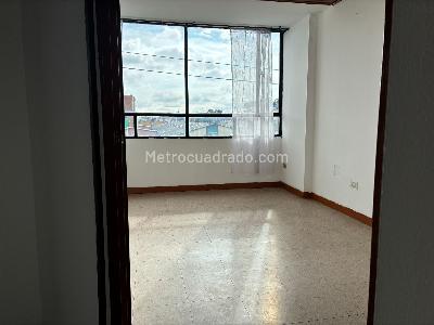 Apartamento de 3 alcobas en venta en Villas De Granada, Bogotá, 75 m² · foto 13 de 20