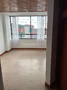 Apartamento de 3 alcobas en venta en Villas De Granada, Bogotá, 75 m² · foto 15 de 20
