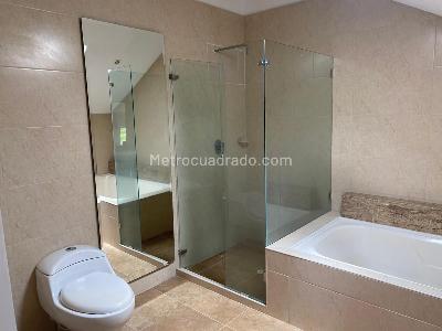 Casa de 5 alcobas en venta en Mirolindo, Ibagué, 180 m² · foto 15 de 20