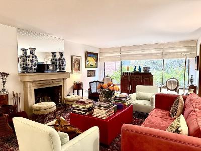 Apartamento de 3 alcobas en venta en Los Rosales, Bogotá, 329 m² · foto 3 de 20
