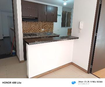 Apartaestudio en venta en Tibabita, Bogotá, 32 m² · foto 2 de 6