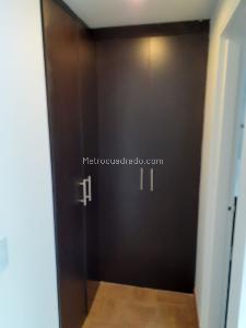 Apartaestudio en arriendo en Chapinero Alto Emaus, Bogotá, 25 m² · foto 6 de 14