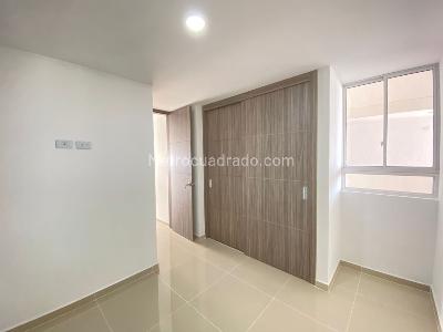 Apartamento de 3 alcobas en venta en Mejoras Publicas, Bucaramanga, 98 m² · foto 2 de 13