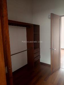 Casa de 4 alcobas en venta en Gratamira Colina Y Alrededores, Bogotá, 240 m² · foto 13 de 20