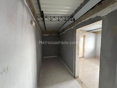 Casa de 5 alcobas en venta en Jose Joaquin Vargas, Bogotá, 153 m² · foto 11 de 17