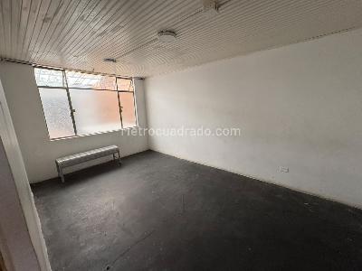 Casa de 5 alcobas en venta en Jose Joaquin Vargas, Bogotá, 153 m² · foto 14 de 17