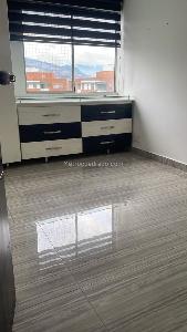 Apartamento de 3 alcobas en venta en Laureles La Castellana, Medellín, 88 m² · foto 9 de 12